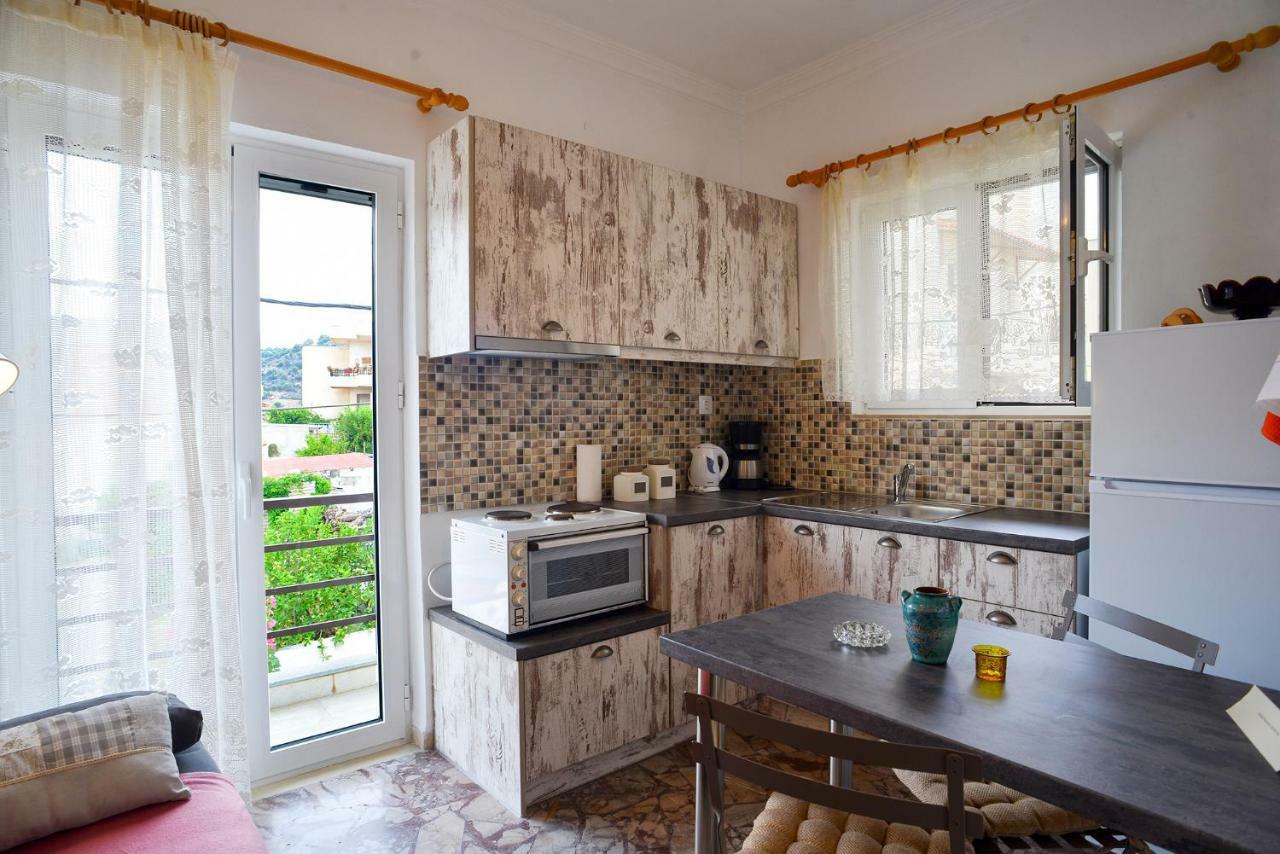 Katerina Rooms & Studios Палекастрон Екстериор снимка